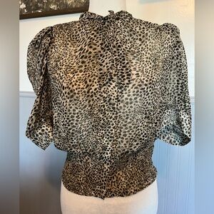 Gabrielle Leopard Puff Sleeve Blouse / Medium / Safari / Feminine / Animal print